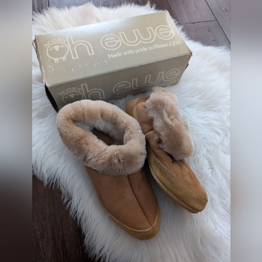 Acorn Oh Ewe Women's Sheepskin Collar Bootie II Slipper Walnut Tan Brown 7.5-8.5